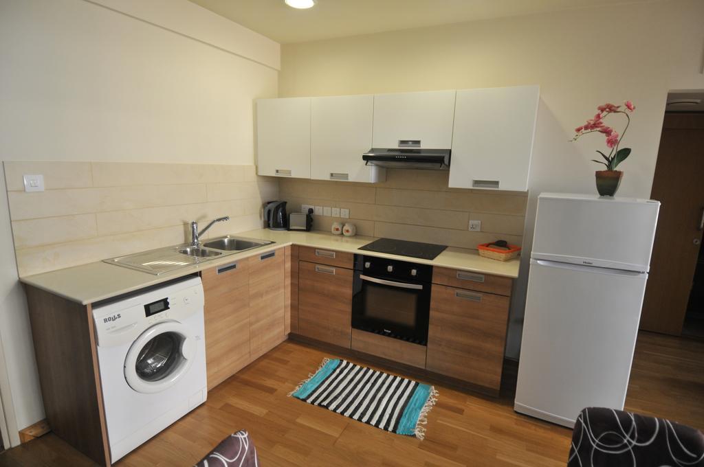 Ithaki Phinikoudes Apartment No. 204 Larnaca Room photo