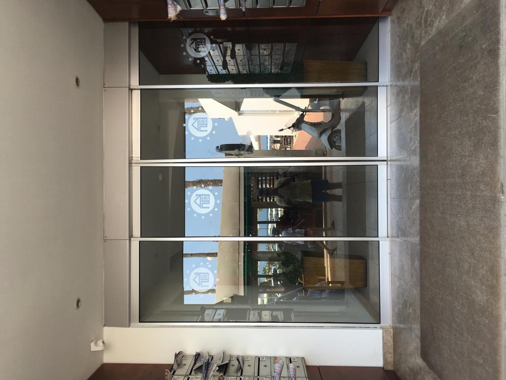 Ithaki Phinikoudes Apartment No. 204 Larnaca Exterior photo